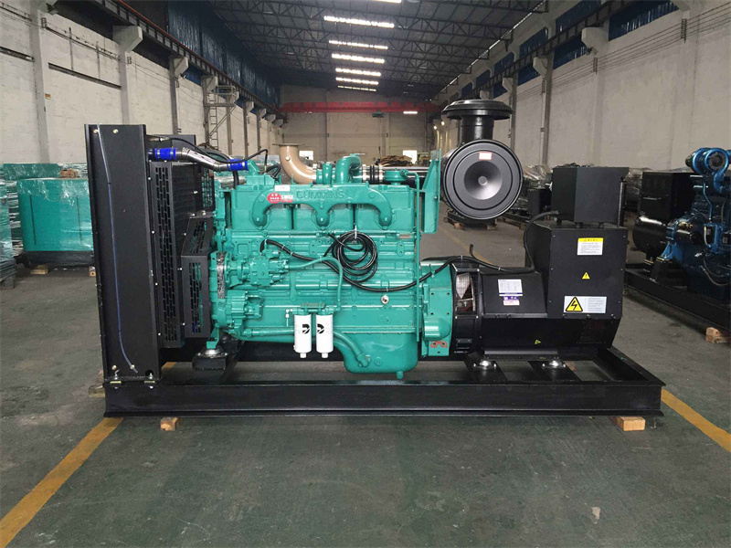 原阳柴油发电机组过载运行时降低转速有哪些注意事项?