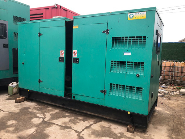 原阳怎样合理控制磷酸铁锂蓄电池的充放电倍率以延长其使用寿命？